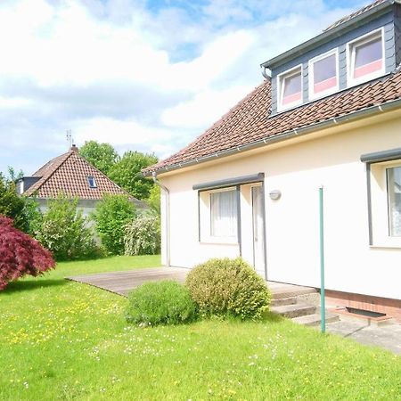 Gaestehaus „Barbara” Mit Garage In 26919 Brake Brake  Exterior photo